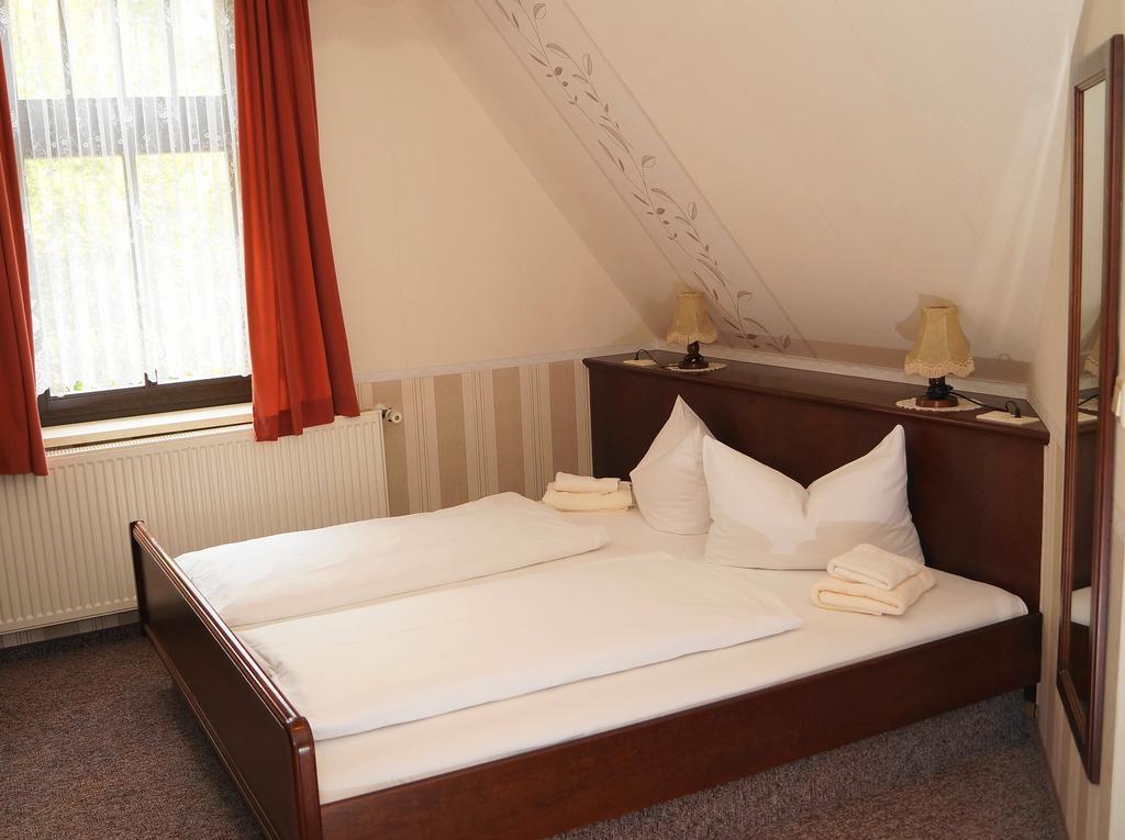Braugasthof Papiermuehle Jena Room photo