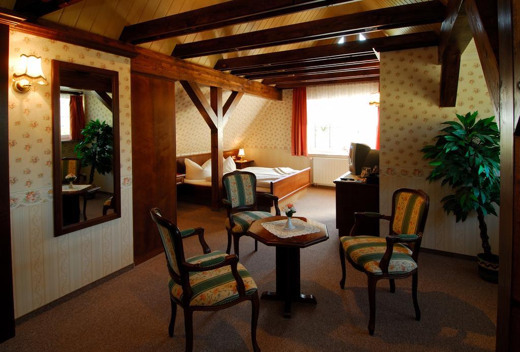 Braugasthof Papiermuehle Jena Room photo