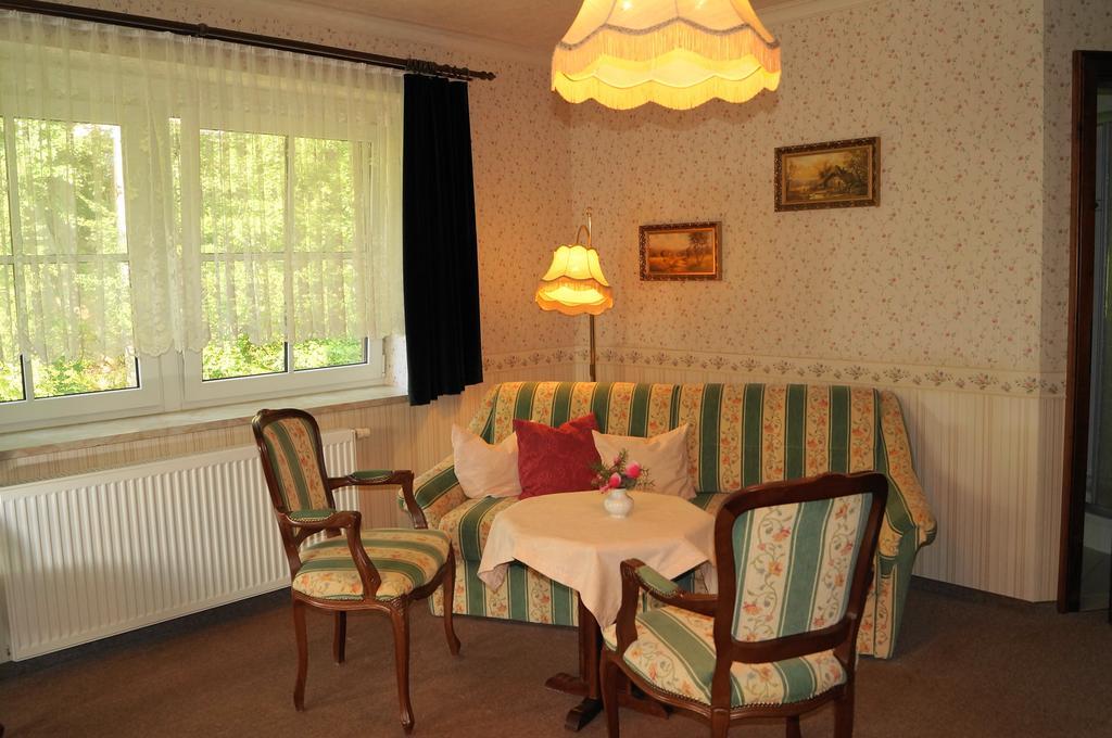 Braugasthof Papiermuehle Jena Room photo